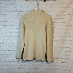Chic Cream Turtleneck Sweater
